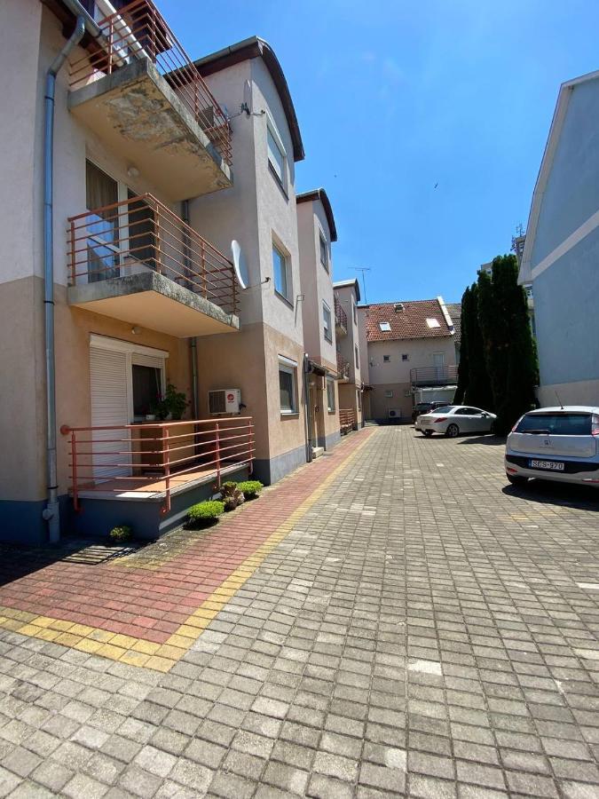 Buborék Apartman Hajdúszoboszló Extérieur photo